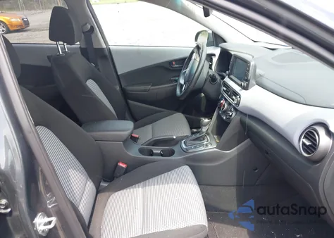 2021 Hyundai Kona Sel Plus z USA, uszkodzony, nr VIN KM8K6CAA4MU740631